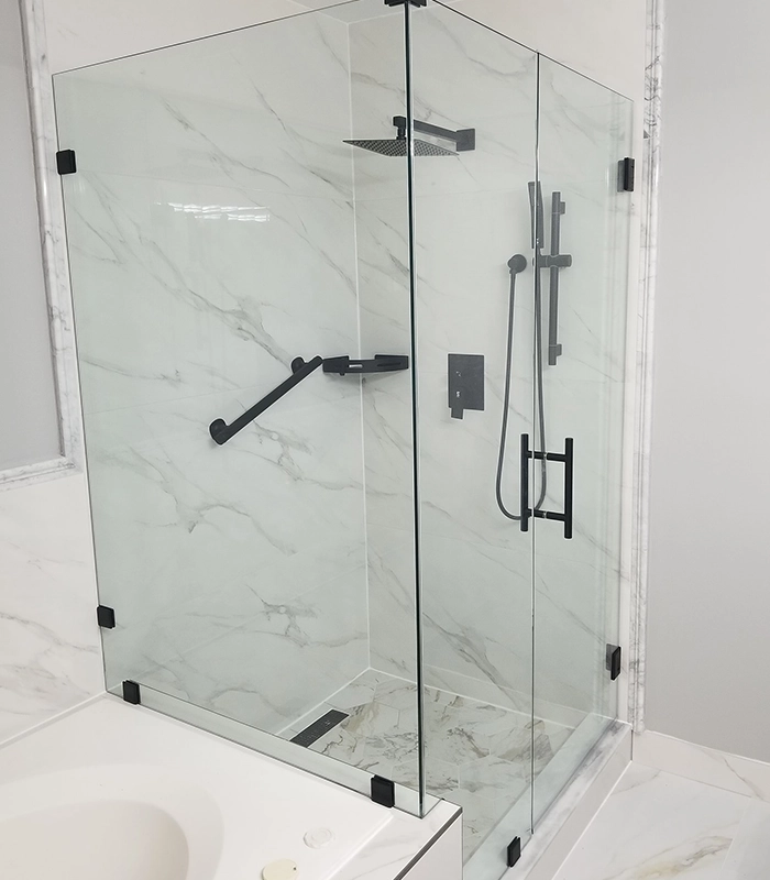 Custom Shower Doors in Jackson Michigan